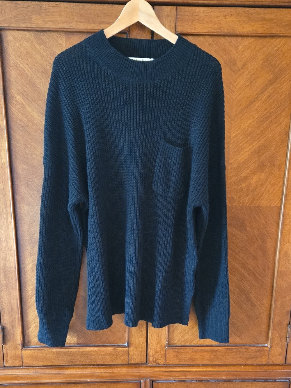 Women's Black Ribbed Crewneck Sweater with Chest Pocket